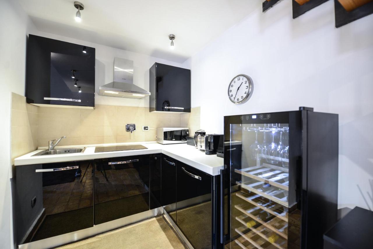 Ibernesi - Charming Apartment At The Roman Forums Экстерьер фото